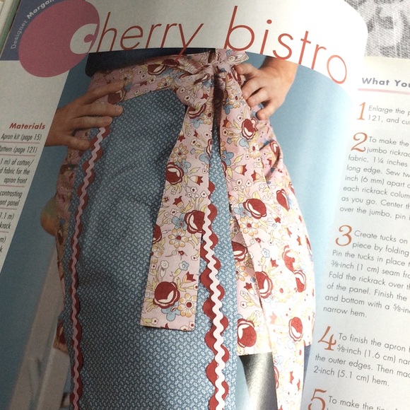 Laura Ashley apron and Apron pattern book - Picture 8 of 12